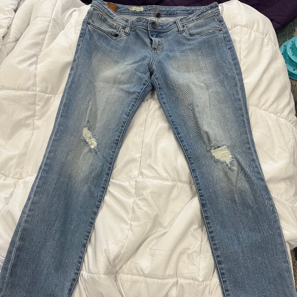 KUT from the Kloth Adele Slouchy Boyfriend Distressed Denim Jeans Size 8